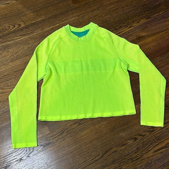 Athleta Turbo Seamless Cropped Crewneck in Neon Green - Size Small - Picture 3 of 7
